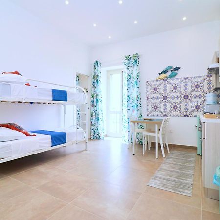 Airport Guest Houses Napoli Dış mekan fotoğraf